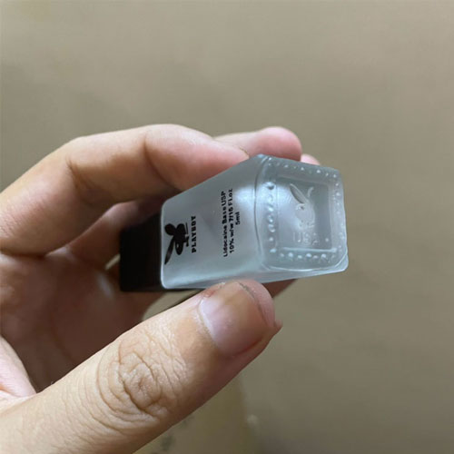 Chai xịt Playboy