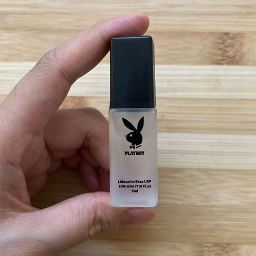 Chai xịt Playboy