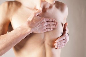 7 Điểm kích thích khiến chàng phát điên đầu tiên phải kể đến đó chính là núm vú.