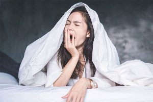 Phụ nữ thường xuyên bị trạng mất ngủ, uể oải, mệt mỏi