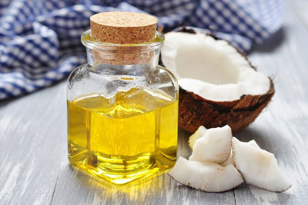 Dầu dừa là thực phẩm làm đẹp hữu hiệu được nhiều chị em lựa chọn