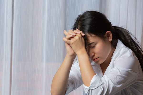 Suy sụp tinh thần, ảnh hưởng đến công việc và đời sống Suy sụp tinh thần, ảnh hưởng đến công việc và đời sống
