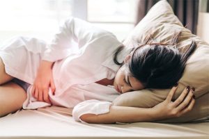 Bị thốn khi quan hệ thường gặp ở nữ giới