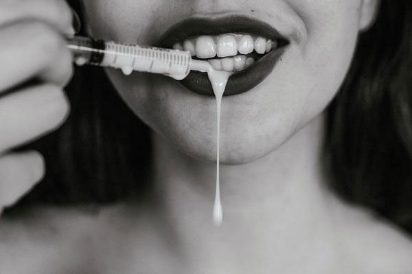 Trước và sau khi quan hệ tình dục cả hai cần phải chăm sóc và vệ sinh cơ thể thật sạch sẽ. Trước và sau khi quan hệ tình dục cả hai cần phải chăm sóc và vệ sinh cơ thể thật sạch sẽ.