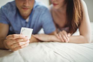 Vợ chồng nên dùng bao cao su loại nào